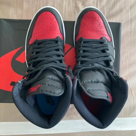 Air Jordan 1 UNC to CHI Bred Custom - Picture 5 of 7